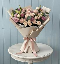 Букет бодрость в Новороссийске Букет цветов из:  Розы и Лизиантусы в Новороссийске