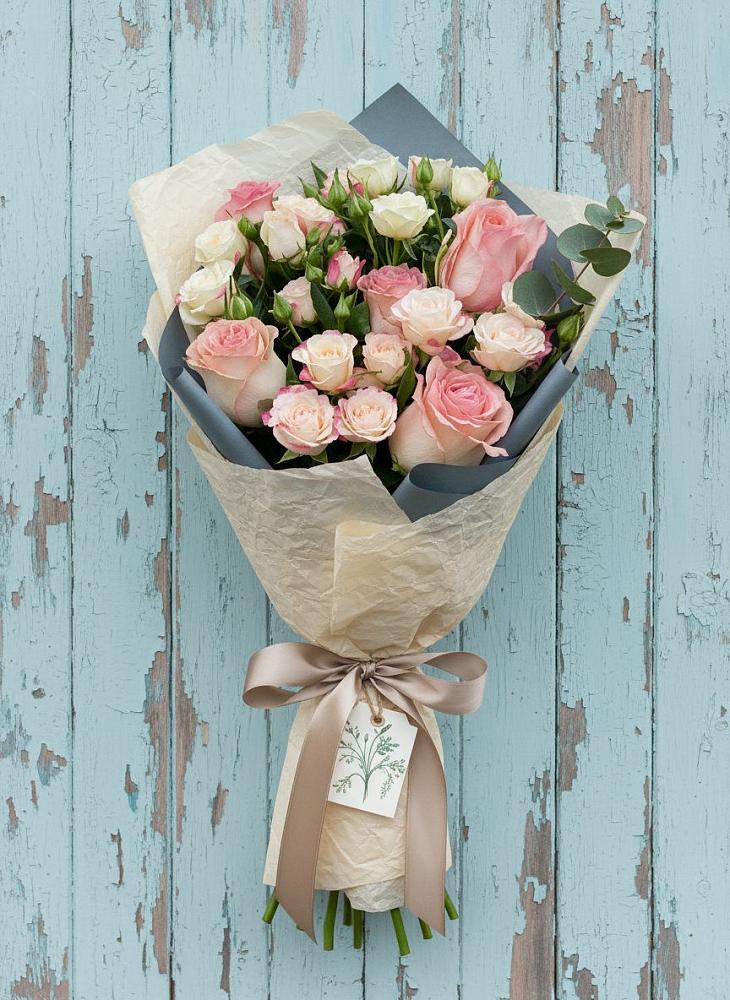 Букет нежный и розовый в Новороссийске Букет цветов из: Розы в Новороссийске