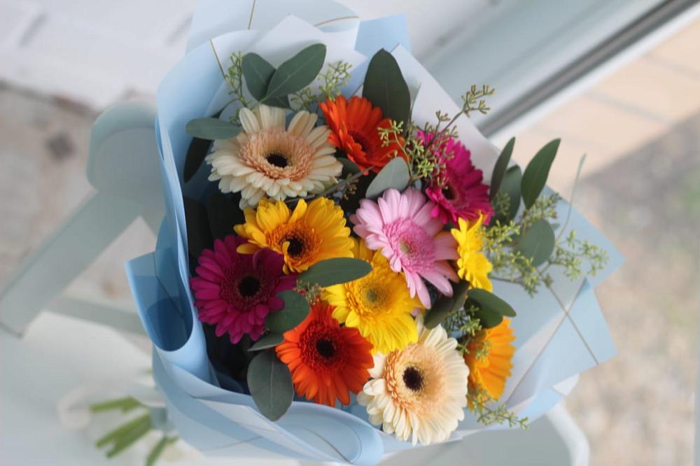 Букет мини герберы в Новороссийске Букет цветов из: Герберы в Новороссийске