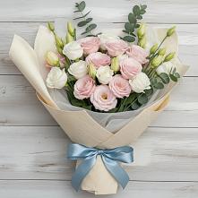 Букет шампанское в Новороссийске Букет цветов из:  Лизиантусы в Новороссийске