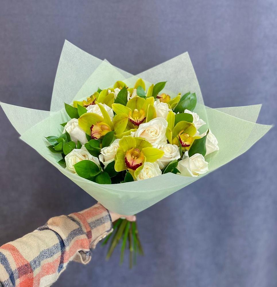 Букет лимончелло в Новороссийске Букет цветов из: Орхидеи и Розы в Новороссийске