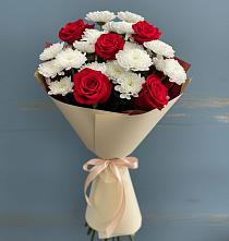 Букет романтическая гармония в Новороссийске Букет цветов из:  Розы и Хризантемы в Новороссийске