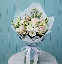 Букет цветов из:  Розы и Лизиантусы #REPLACE_PRED# Новороссийске