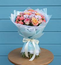 Букет Счастливые мгновение в Новороссийске Букет цветов из:  Хризантемы и Розы в Новороссийске