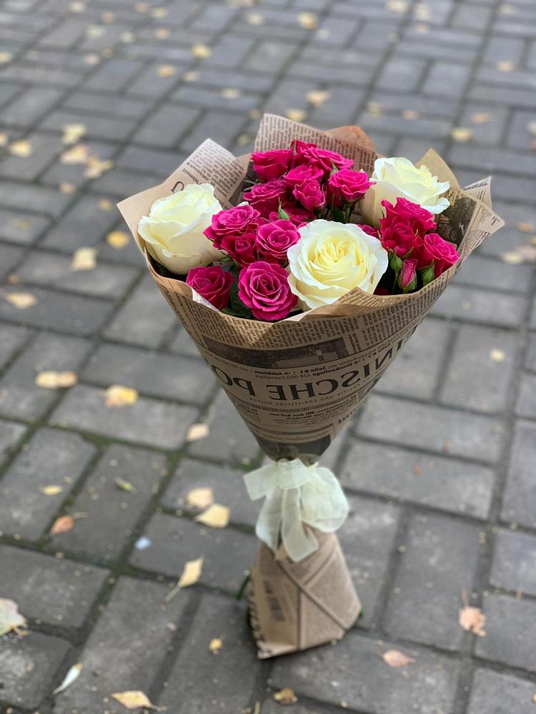 Букет Удивительный из роз в Новороссийске Букет цветов из: Розы в Новороссийске