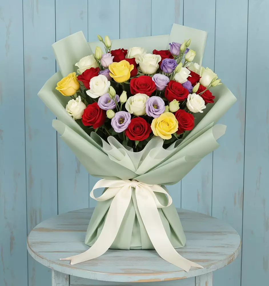 Букет Модная красотка в Новороссийске Букет цветов из: Розы в Новороссийске